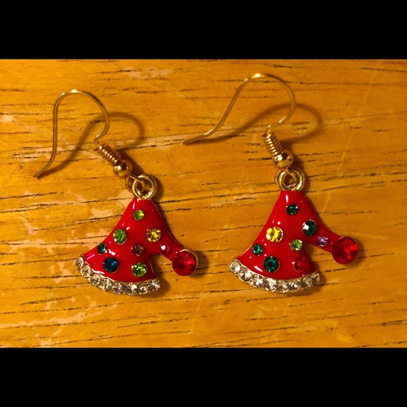 New!! Santa’s Hat Earrings - Picture 4 of 4